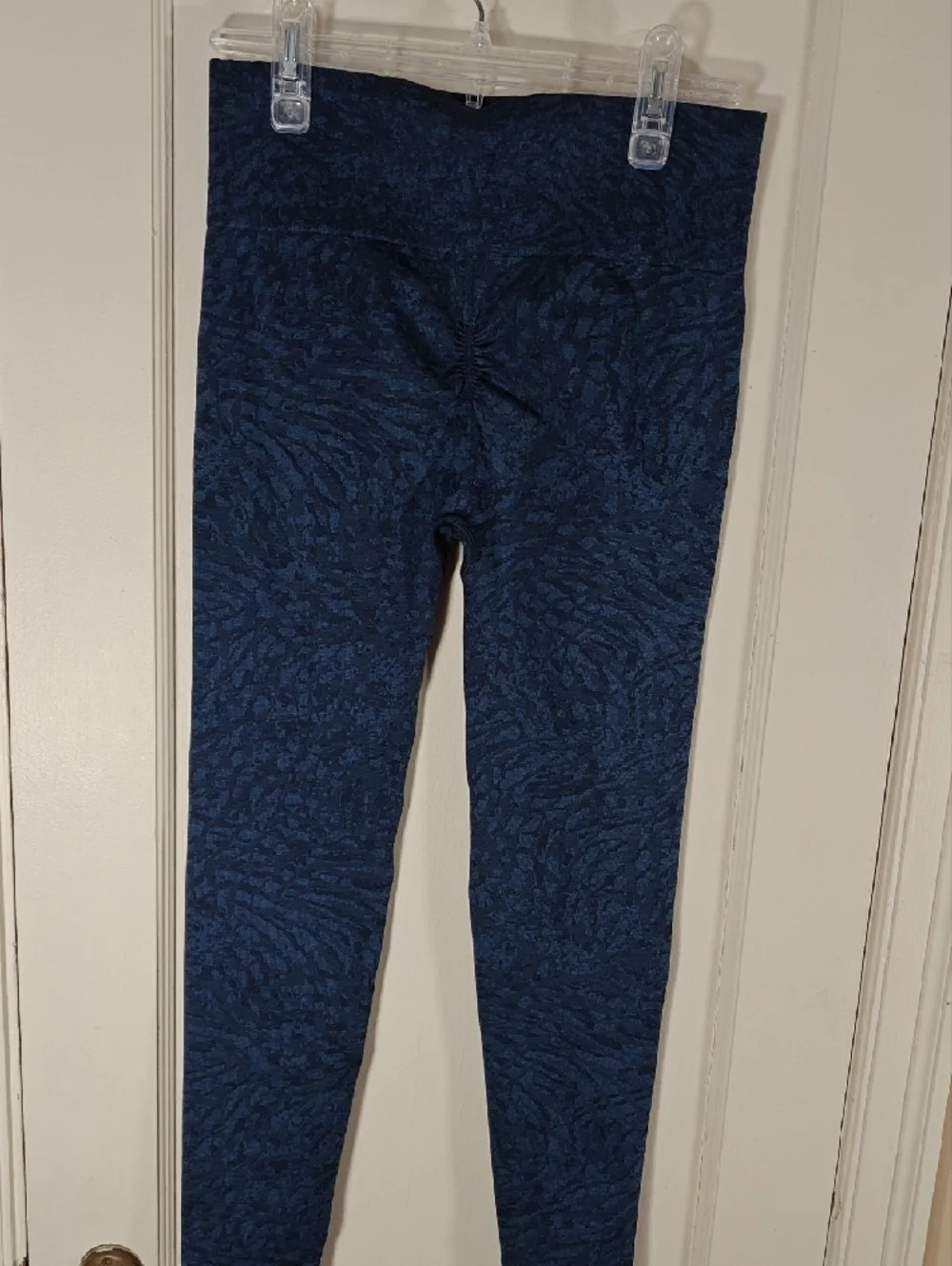 Gymshark Deep Navy Textured High-Rise Leggings - Picture 3 of 5